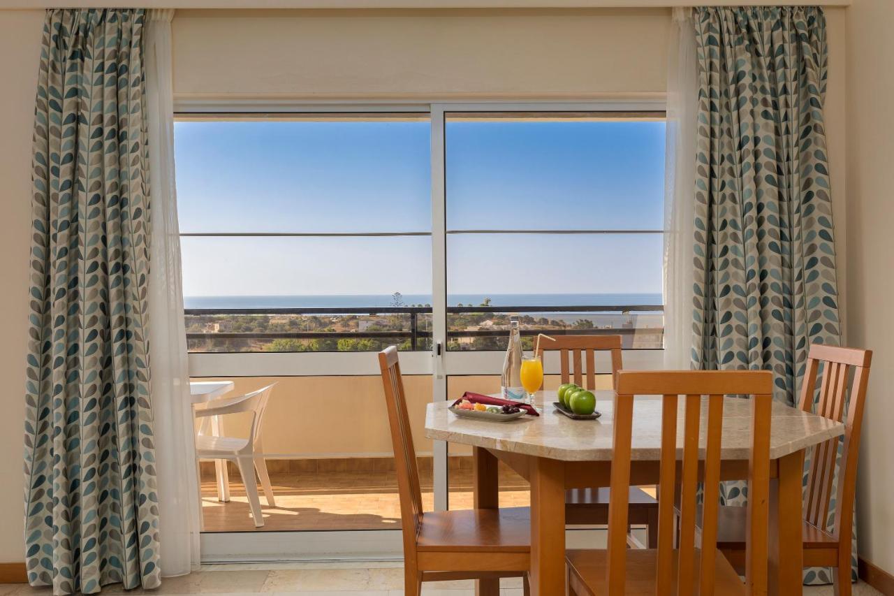 Interpass Vau Hotel Apartamentos Портіман Екстер'єр фото