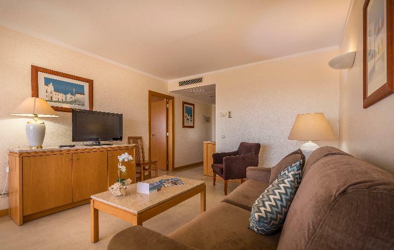 Interpass Vau Hotel Apartamentos Портіман Екстер'єр фото
